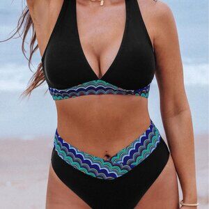 NWT CUPSHE Women's Sz. Lg Black w/Geometric color band, 2pc Swim Suit